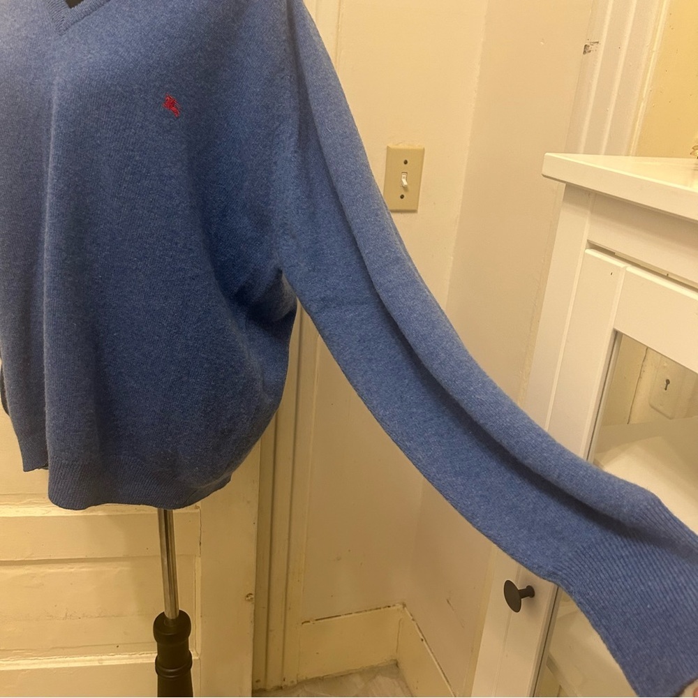 Burberry Men’s Pure Wool V-Neck Sweater Pullover Made Scotland Preppy Academia - Picture 3 of 9